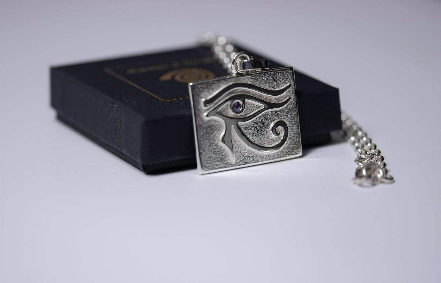 Eye of Horus Talisman -925 sterling silver - cubic zirconia gemstone