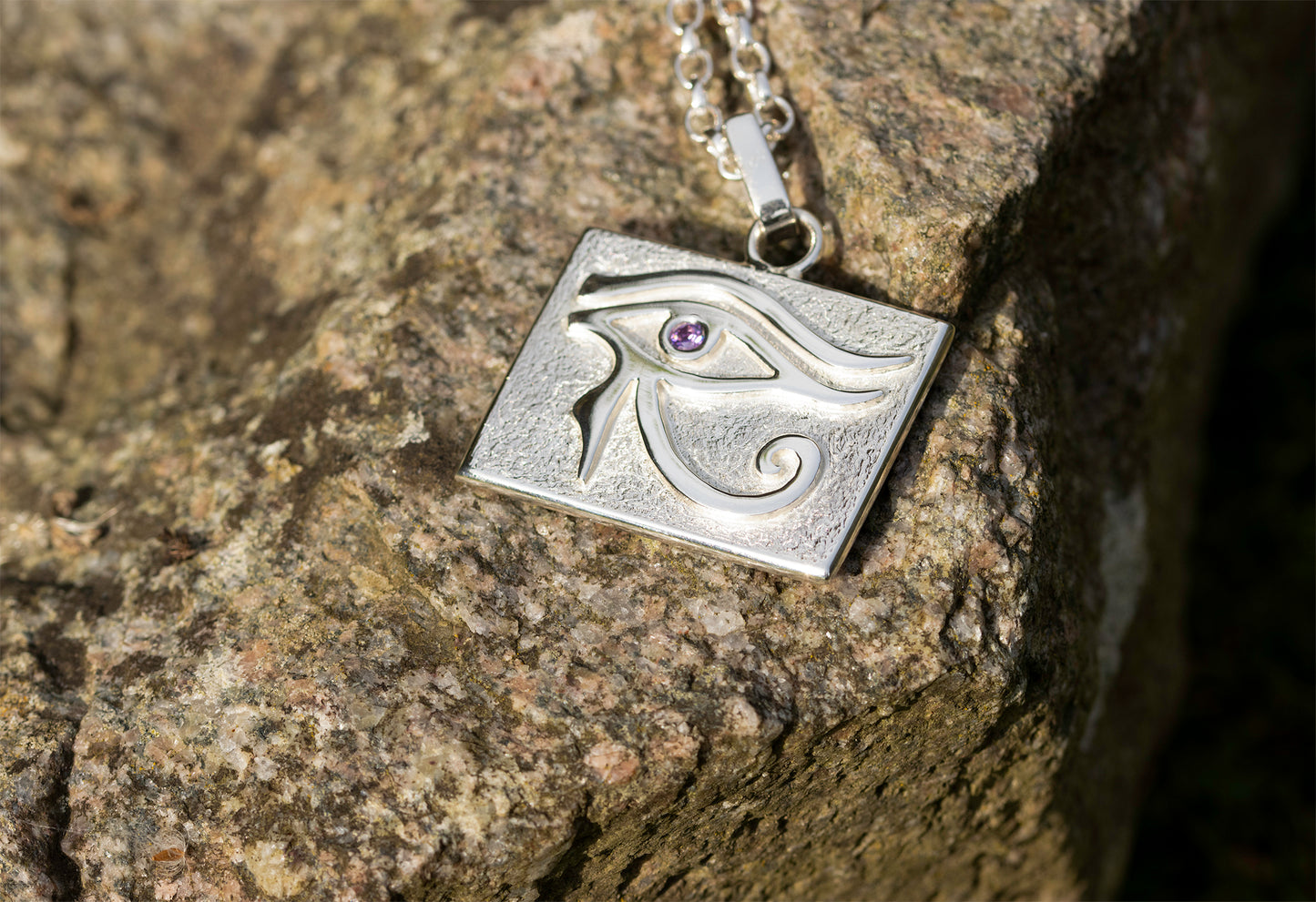 Eye of Horus Talisman -925 sterling silver - cubic zirconia gemstone